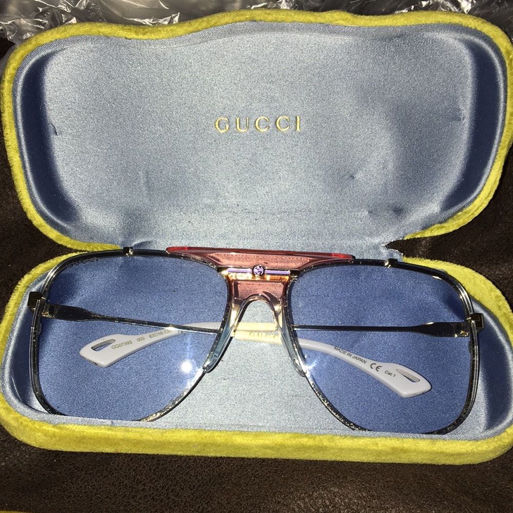 GUCCI//63-16-135//GOLD+LIGHT BLUE//METAL